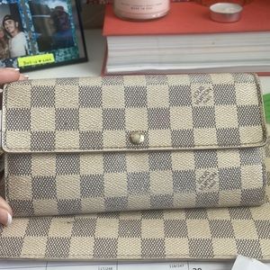 Louis Vuitton Damier Azur Wallet CA0079